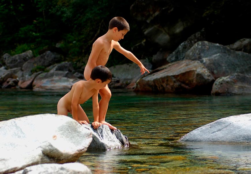 Al fiume in Verzasca (На реке Верзаска), 2008