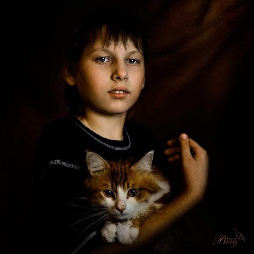 Портрет мальчика с котёнком (Portrait of a boy with a kitten), 2012