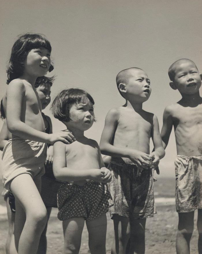 Children on the Beach (Дети на берегу), 1948-1951