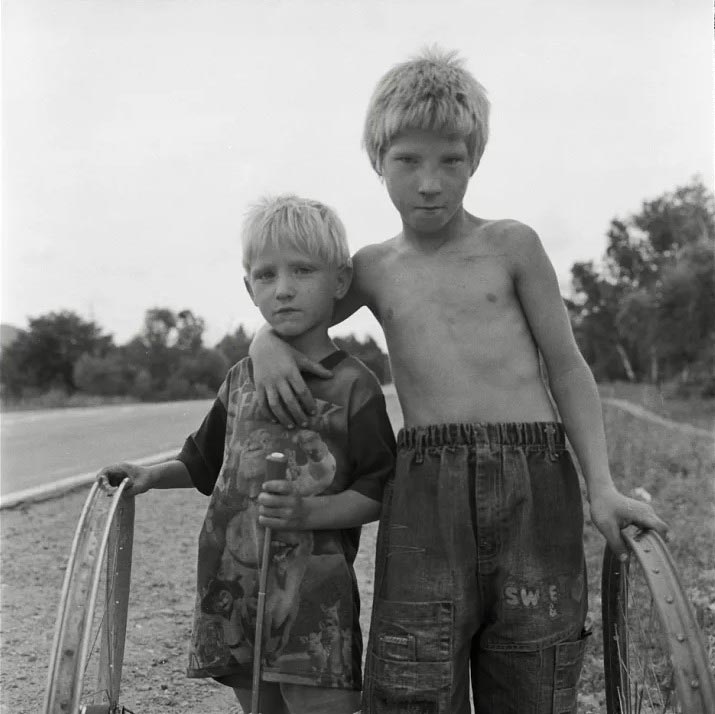 Никита и Лёша. Портрет с колёсами (Nikita & Lesha. Portrait with wheels), 2010