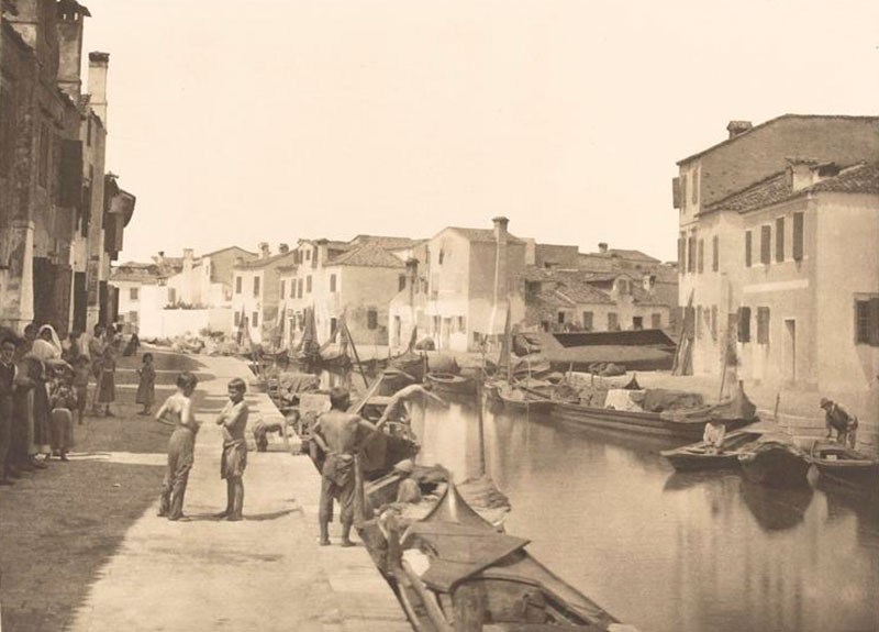 Rio ou canal dans l'île de Burano (Рио или канал через остров Бурано, Венеция), 1890-1891