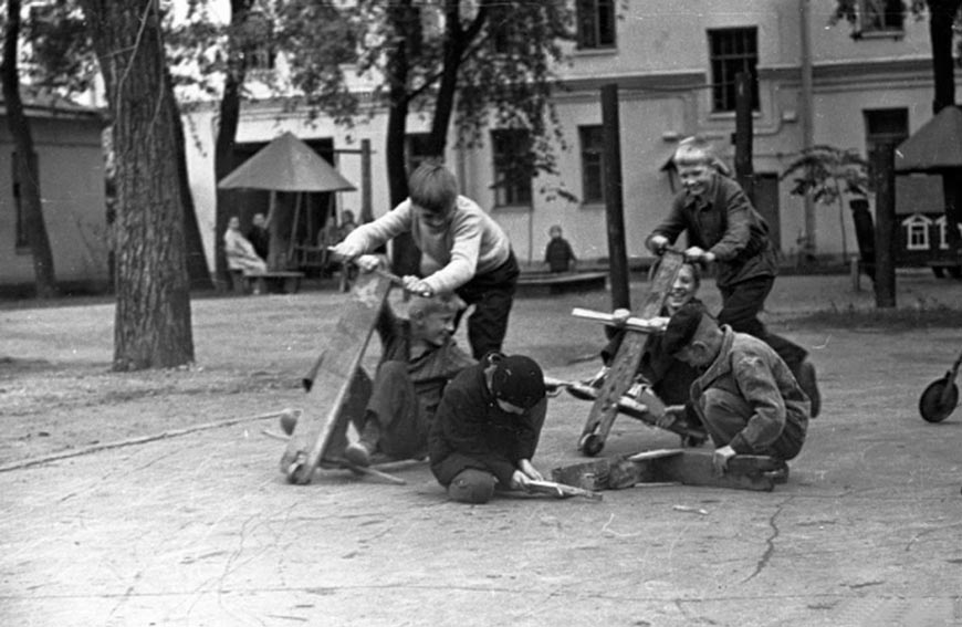 Байкеры (Bikers), 1950е