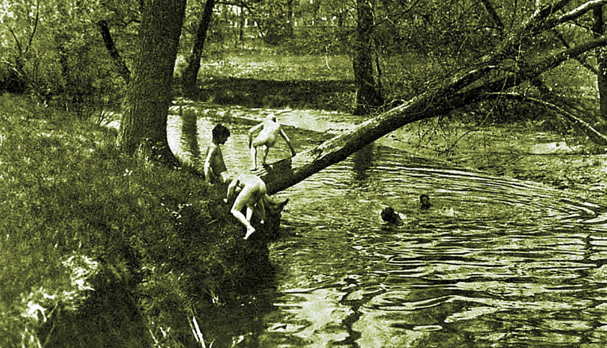 In swimmin' (Купание), 1917