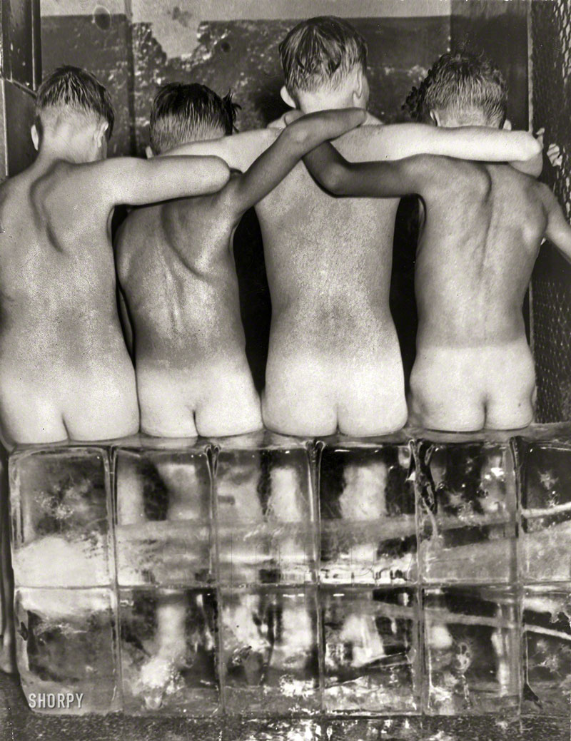 [Four naked boys, viewed from behind, sitting on large blocks of ice / Четыре нагих мальчика, сидящих на больших кусках льда], 1940s-1950s