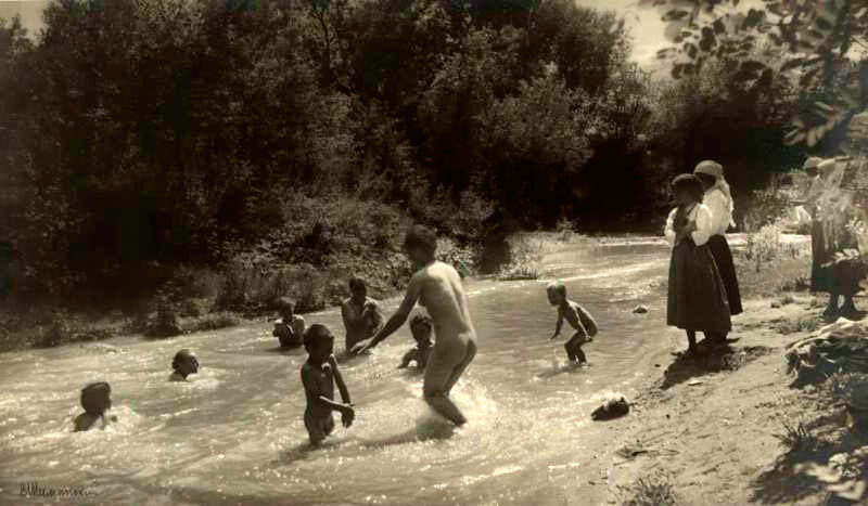 В летний день (On a summer day), 1937