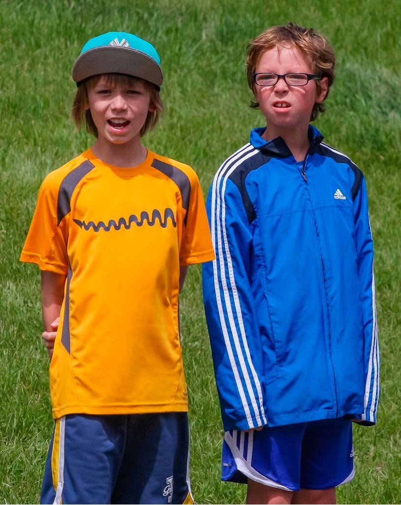 Watching the Soap Box Race (Наблюдающие за гонками педальных машинок), 2012 