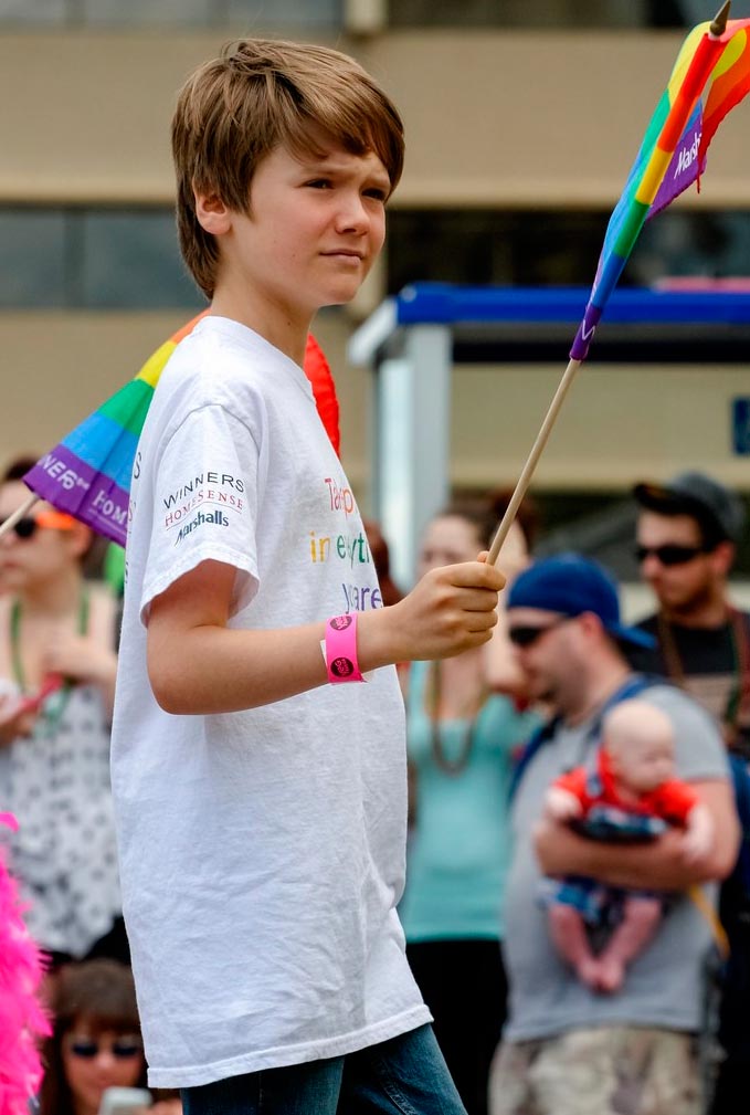 Waving the Flag (Размахивая флагом), 2014