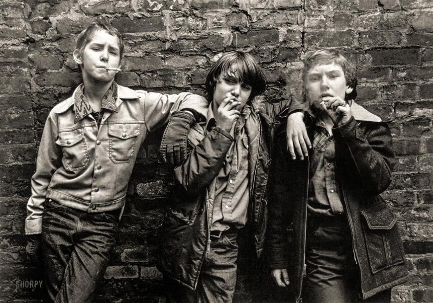 Three boys with tough expressions smoking cigarettes (Три курящих мальчика с крутым выражением на лицах), 1975