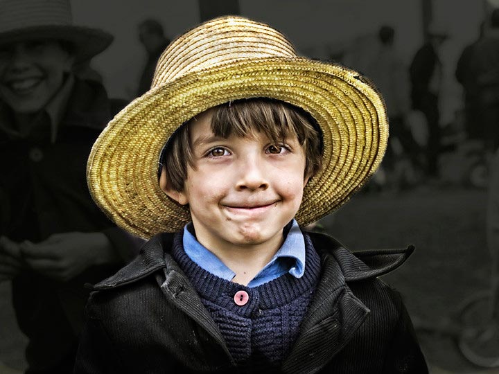 Amish boy with a dirty face (Мальчик-амиш с чумазым лицом), 2013