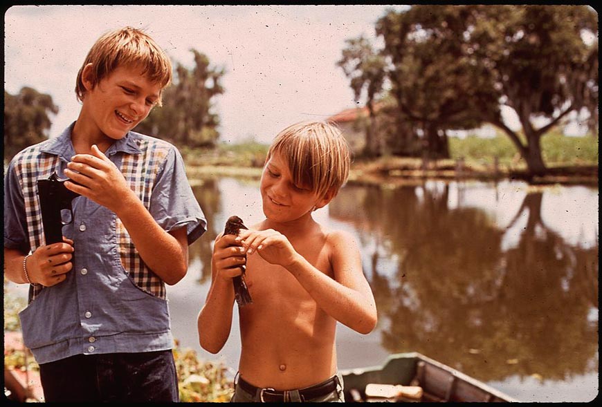 Boys with airgun and bird (Мальчики с пневматическим оружием и птицей), August 1972