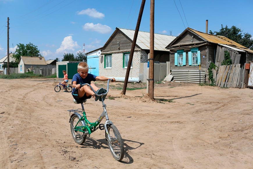 Мальчик на велосипеде (A boy on a bike), August 2020