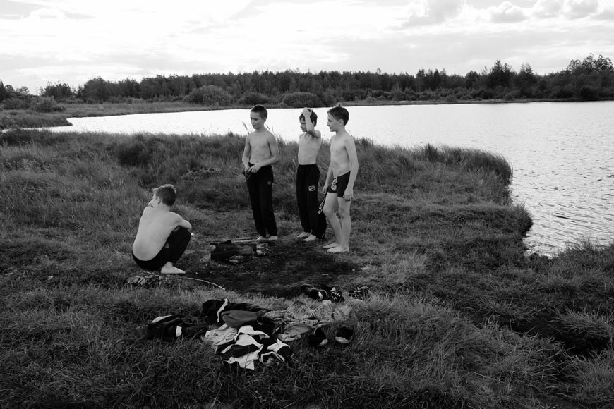 Мальчишки купаются (Bathing Boys)