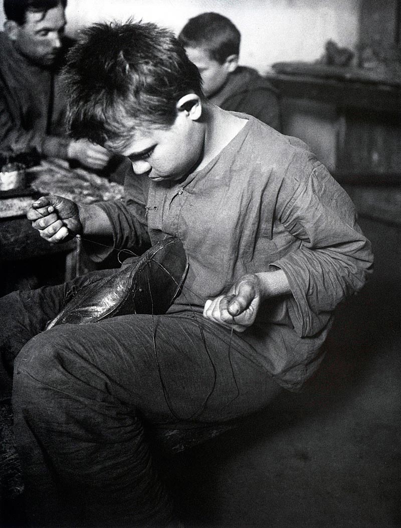 Обучение беспризорников сапожному делу (Shoemaking training for homeless boys), 1926