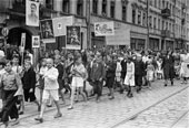 Children with placards at a rally