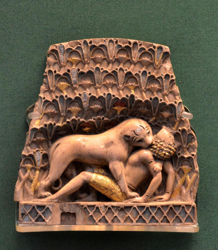 A lioness devouring a boy (Львица, пожирающая мальчика), 900-700 B.C.