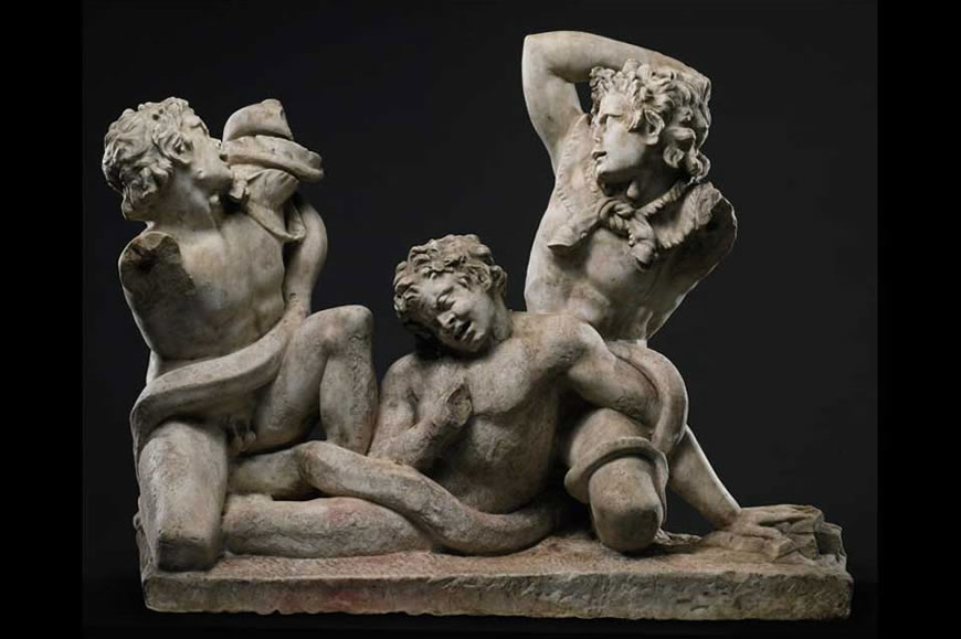 Three Satyrs Fighting a Serpent (Три сатира, борющиеся со змеями)