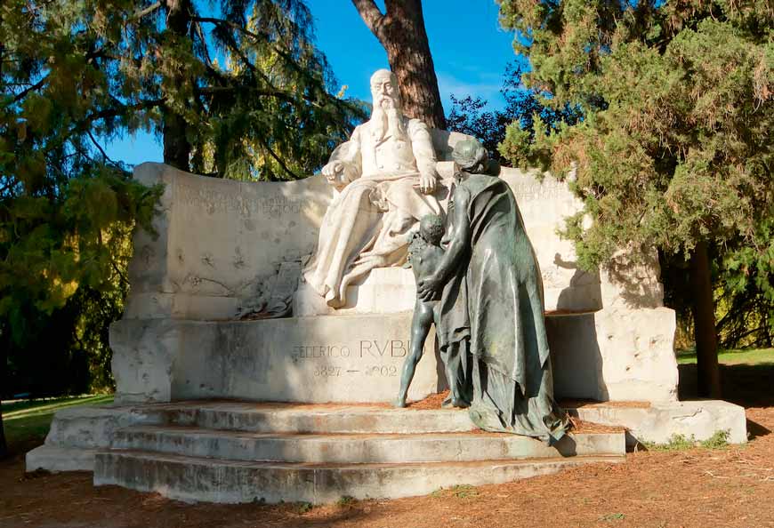 Monumento a Federico Rubio (Монумент Фредерико Рубио), 1904