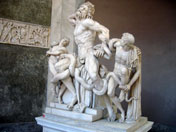 The Laocoon group (Лаокоон и его сыновья), 1st century A.D.