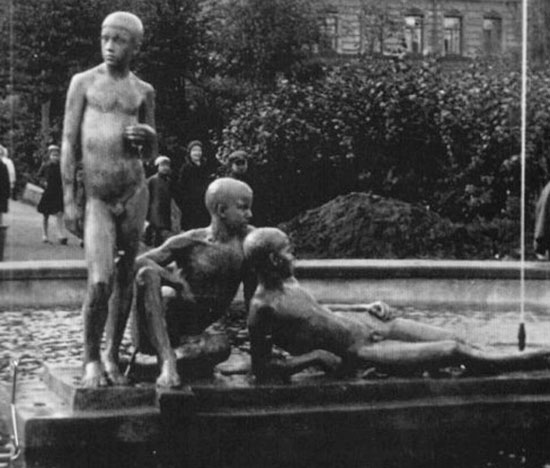 Купающиеся мальчики (Bathing boys), 1930-е