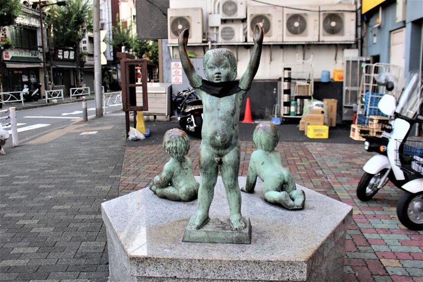 title unknown (название неизвестно)