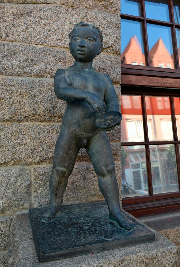 title unknown (название неизвестно)