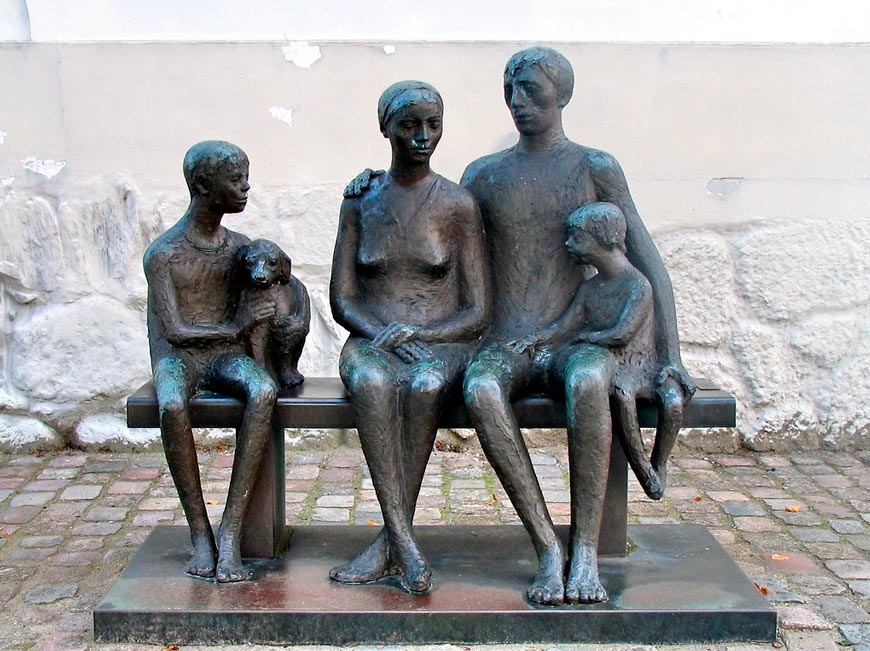 Familiengruppe (Семья), 1983