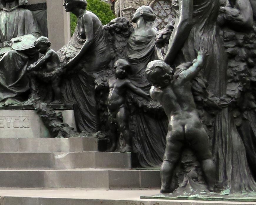 van Eyck brothers monument (Памятник братьев Ван Эйк), 1913