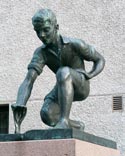 Мальчик у ручья / Источник знаний