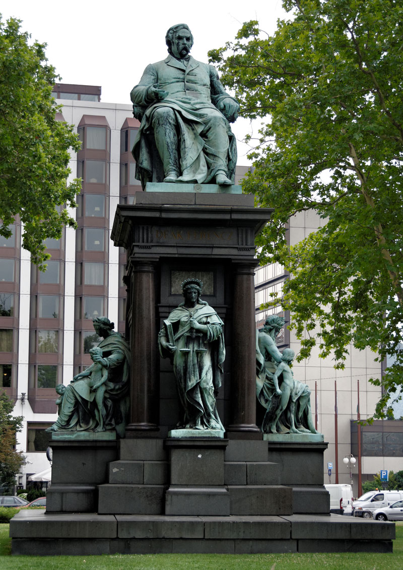 Monument of Ferenc Deák (Памятник Ференцу Деаку), 1887