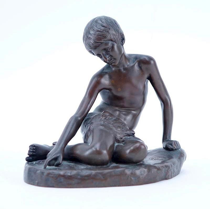 Seated Young Boy (Сидящий мальчик)