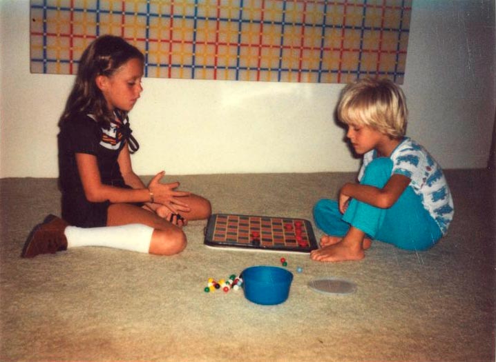 Children Playing Games (Дети за игрой), 1979