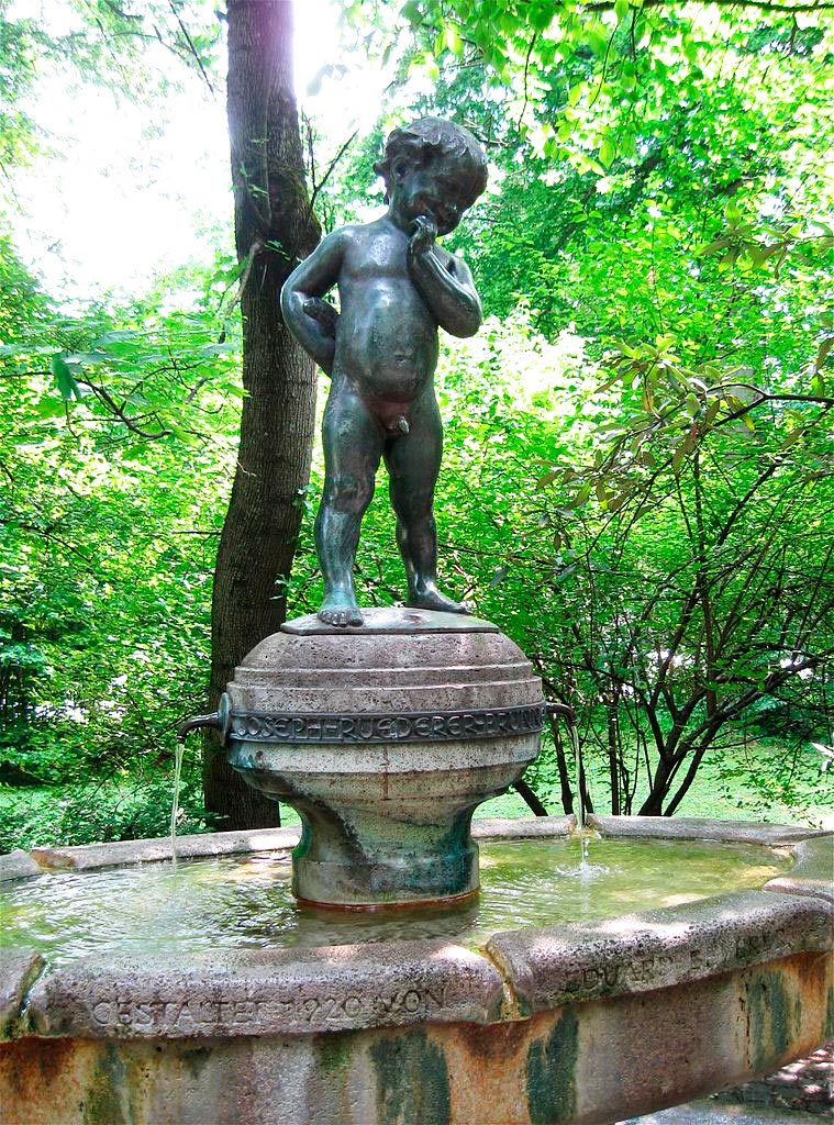 Joseph Ruederer Brunnen (Фонтан в память Жозефа Руедерера), 1908