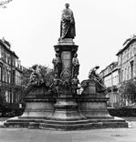 William Gladstone's Monument (монумент Вильяма Гладстона), 1902