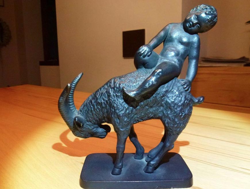 Putto auf Steinbock (Путто верхом на горном козле)