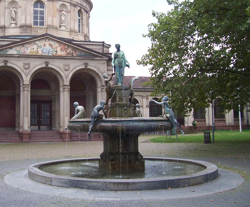 Der Hygieía-Brunnen (Фонтан Гигиеи), 1905-1909