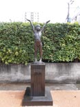 少年像 (Статуя юноши), 1962