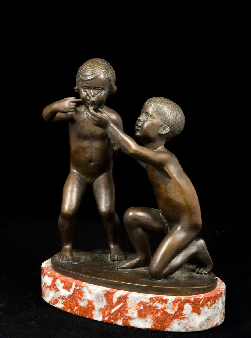 A young boy and girl playing with a small bird (Мальчик и девочка, играющие с маленькой птичкой), 1971