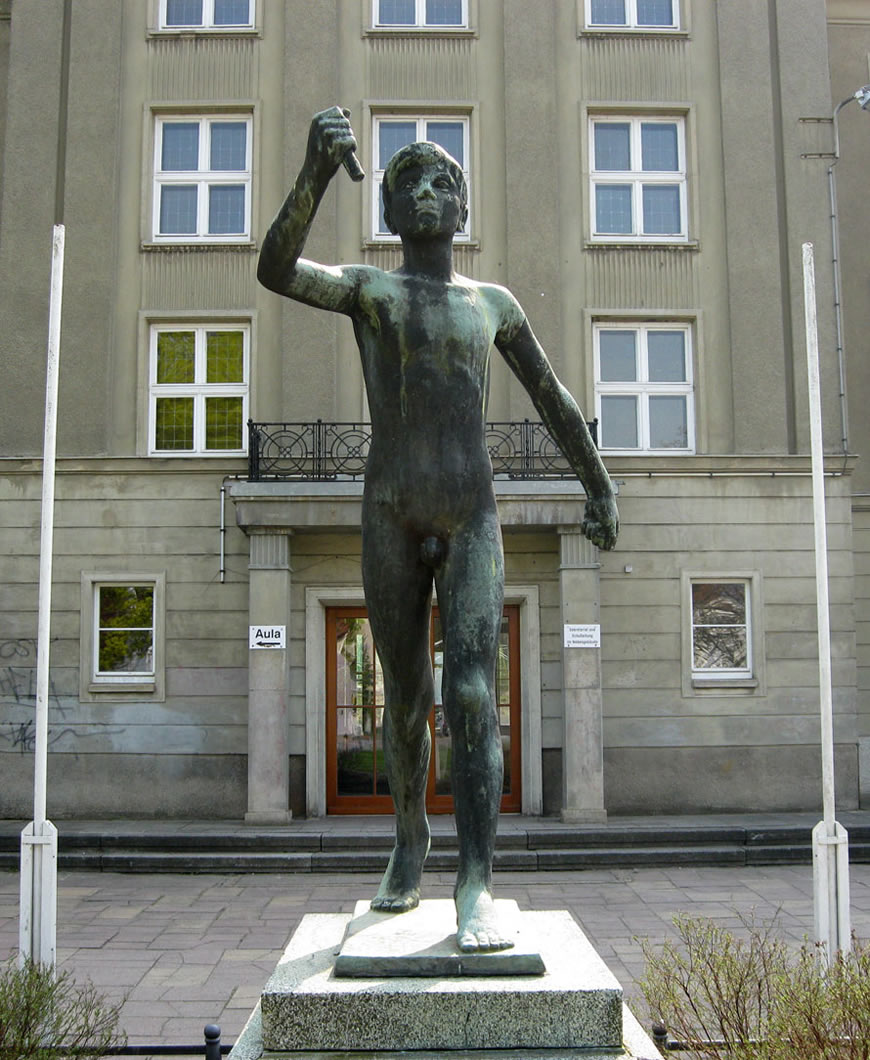 Rathenow Fackelträger (Факелоносец из Ратенау), 1956-1958 